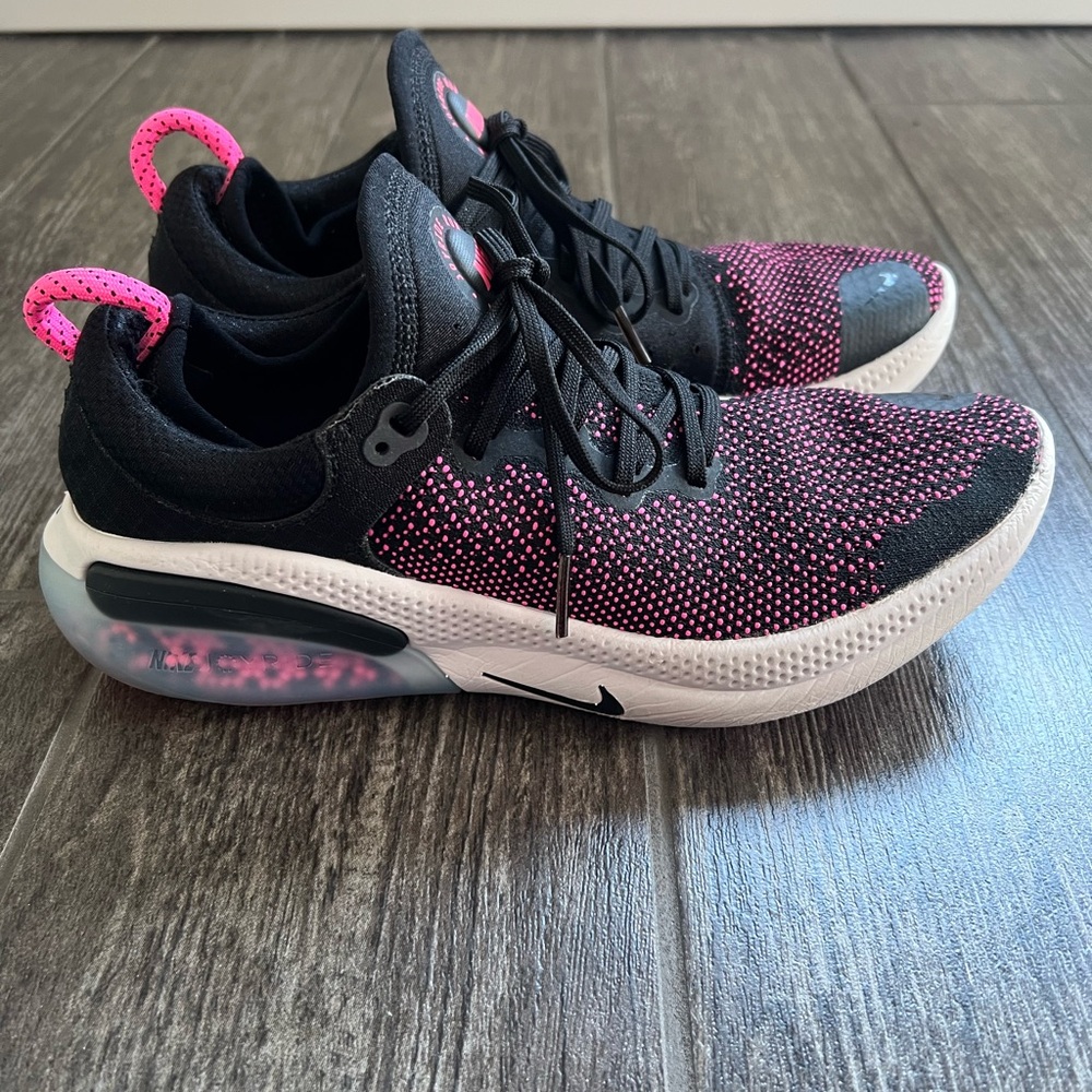 Nike Joyride Run Flyknit “Pink Blast” Shoes - Picture 4 of 5